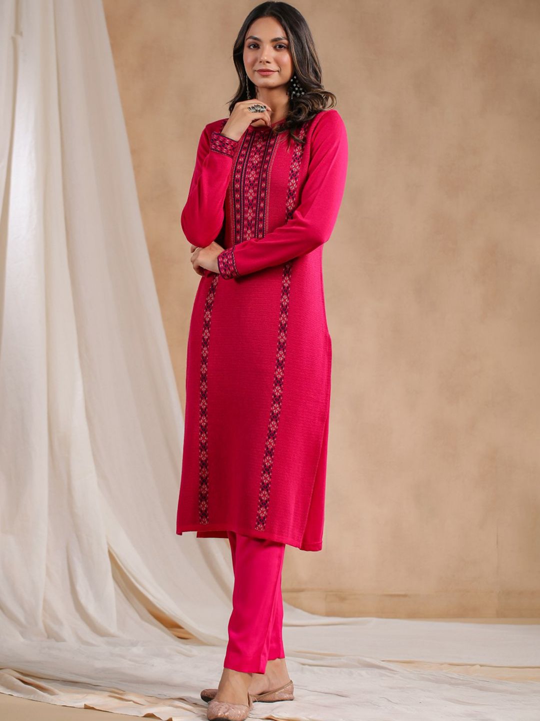 Warm Pink Acrylic Ethnic Motif Printed Kurta Set with Jacquard Knitted Design and Straight Bottom