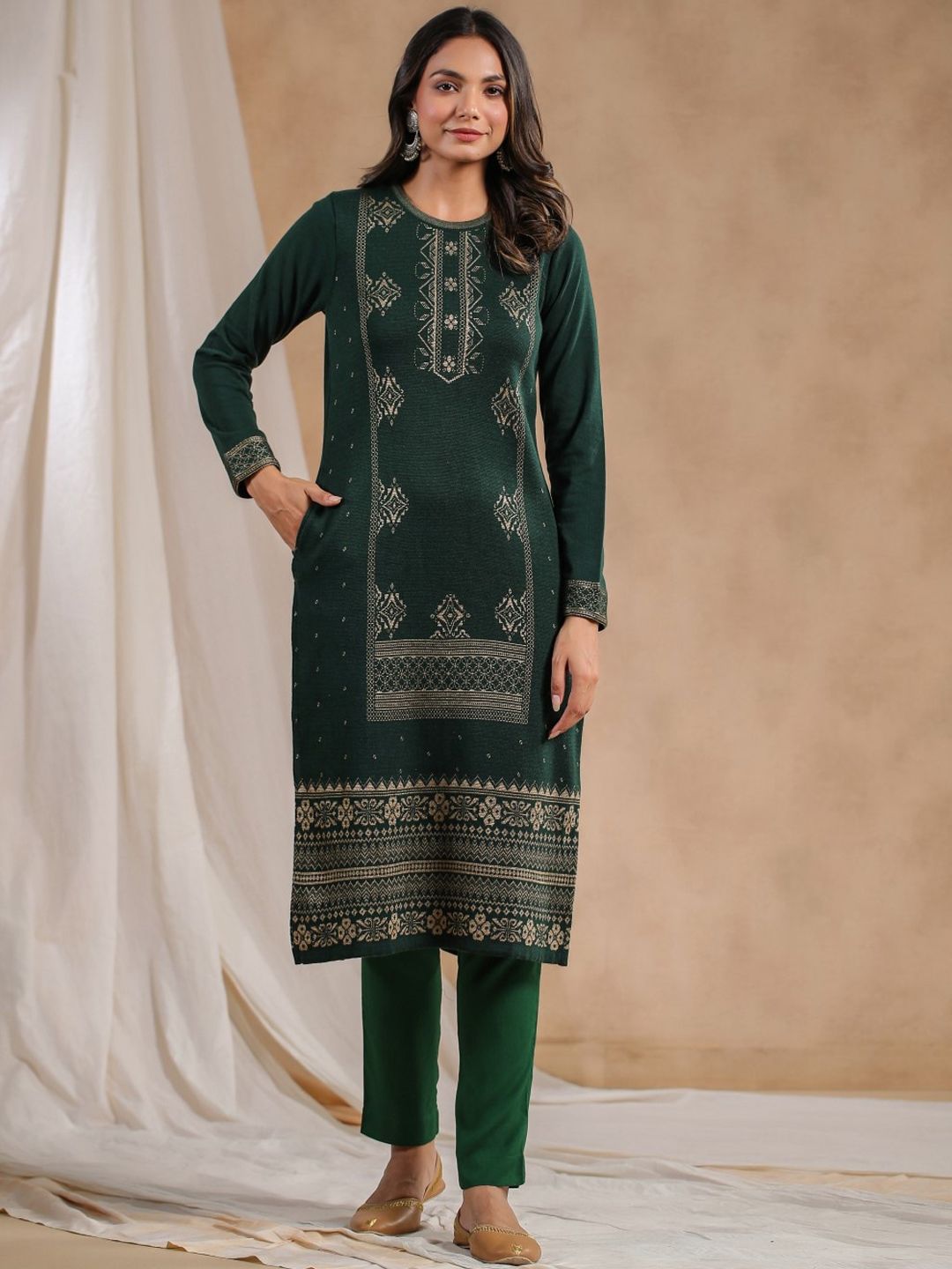 Warm Green Acrylic Ethnic Motif Printed Kurta Set with Jacquard Knitted Design and Straight Bottom