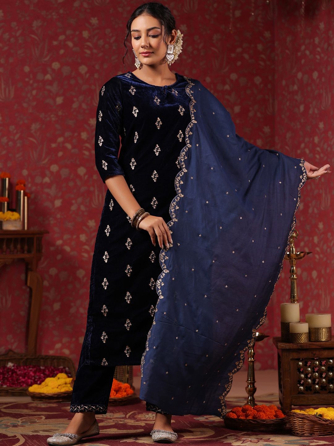 Navy Blue Velvet Zari Embroidered Kurta Set with Sheer Scalloped Lace Dupatta