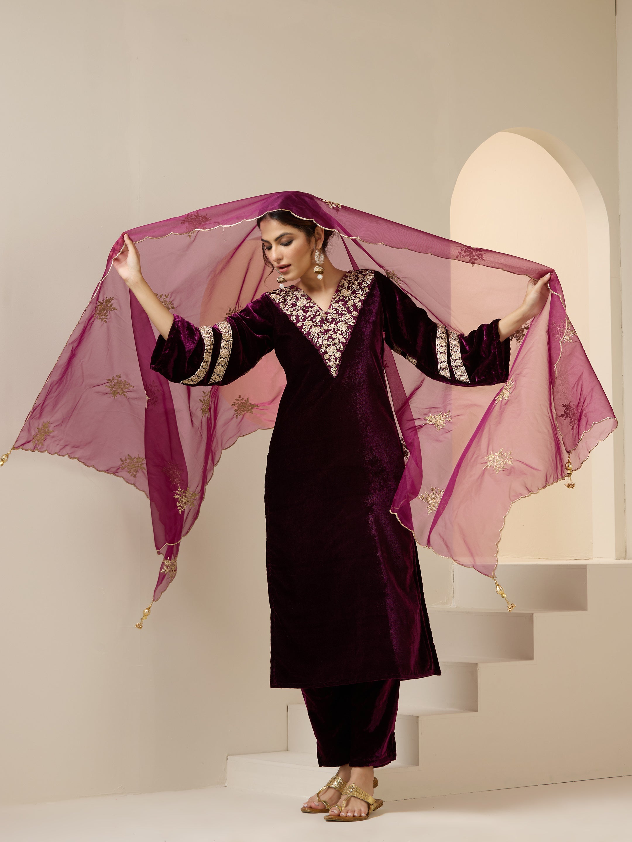 Plum Velvet Zari Embroidered Straight Kurta Set With Straight Bottom And Scalloped Dupatta