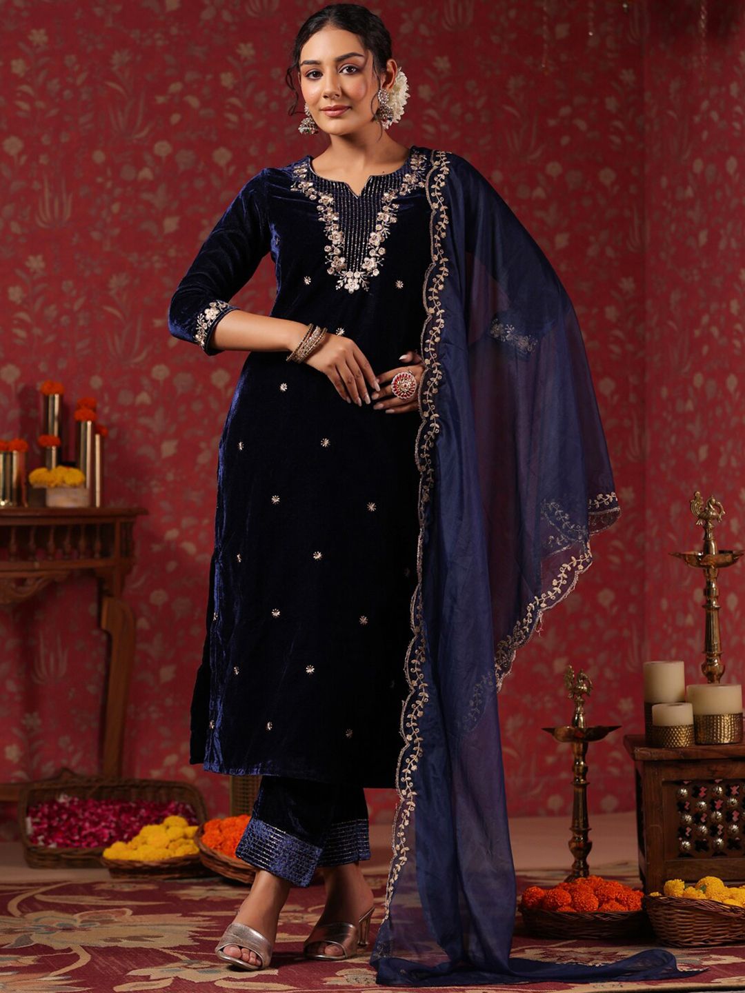 Navy Blue Velvet Zari Embroidered Kurta with Straight Bottom and Sheer Scalloped Lace Dupatta