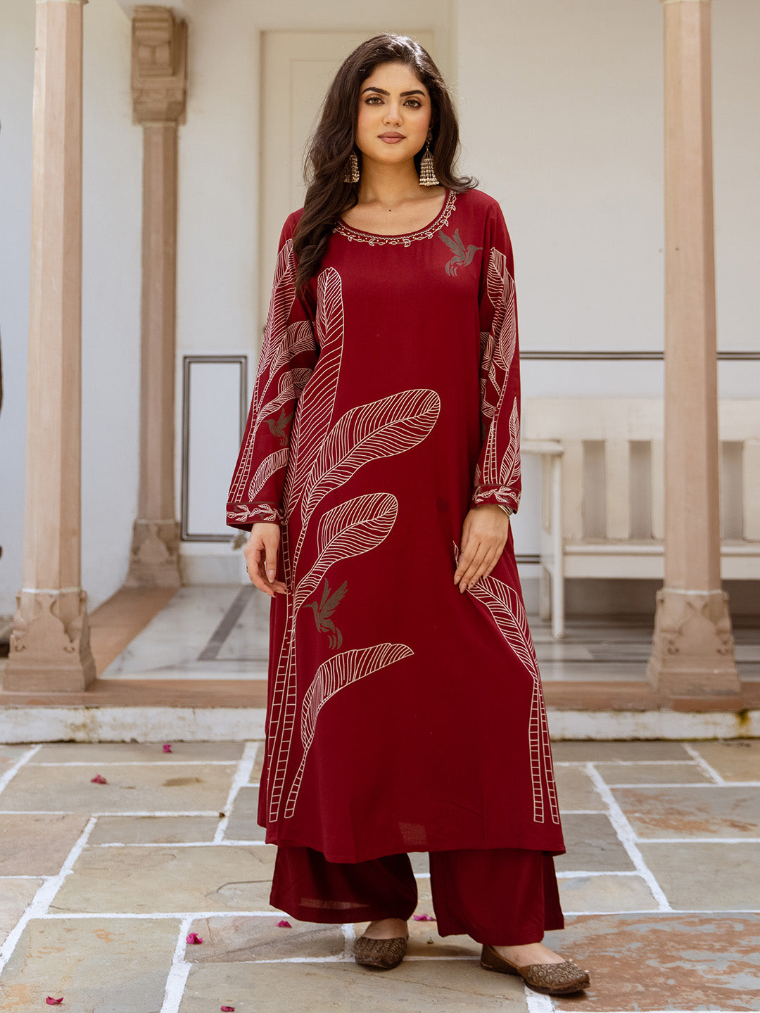 Ishin Women Red Rayon 2Pcs Kurta Set