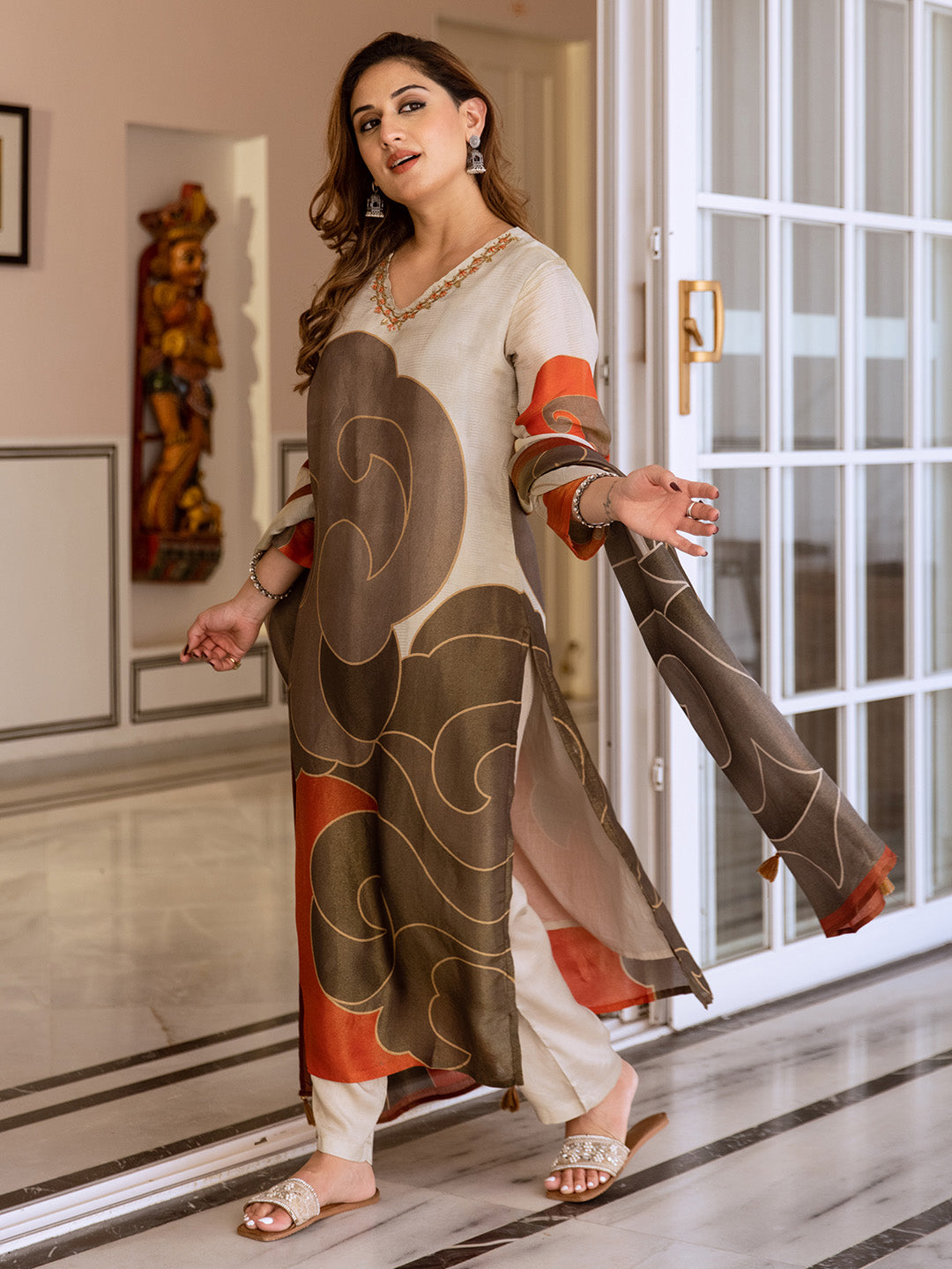 Comfy Grey Tissue Shimmer A-Line Kurta Set With Bold Printed Dupatta