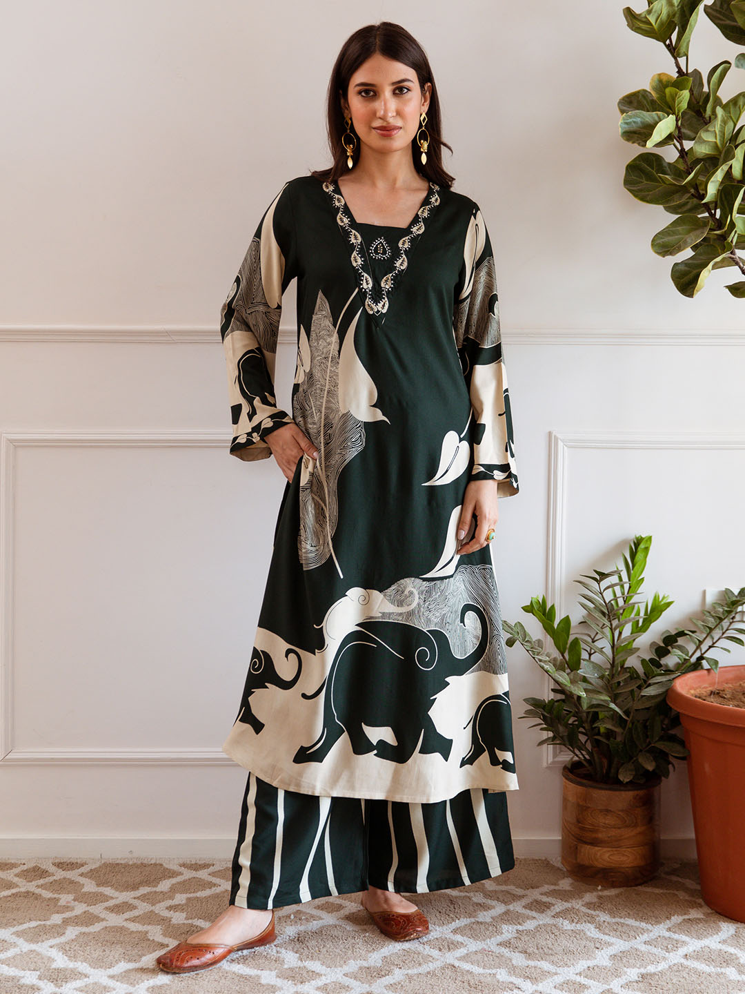 Comfy Green Rayon Bold Printed A-Line Kurta Set With Palazzo Bottom