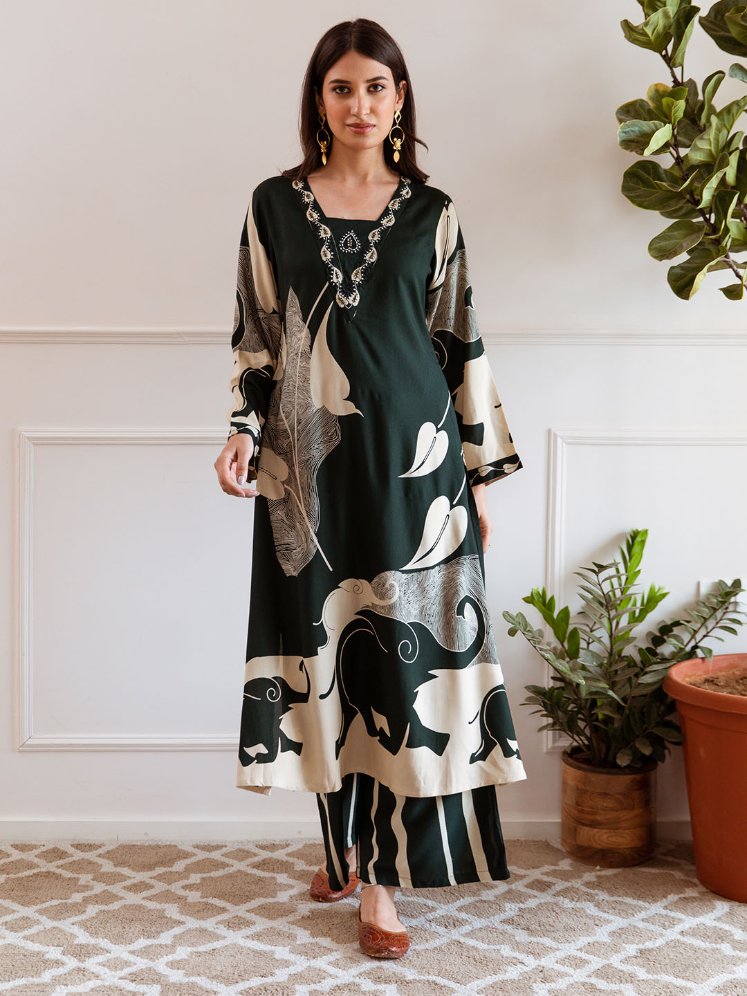 Comfy Green Rayon Bold Printed A-Line Kurta Set With Palazzo Bottom