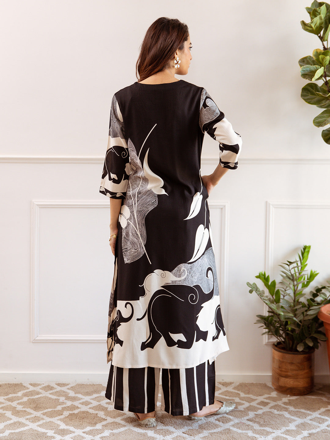 Comfy Black  Rayon Bold Printed A-Line Kurta Set With Palazzo Bottom