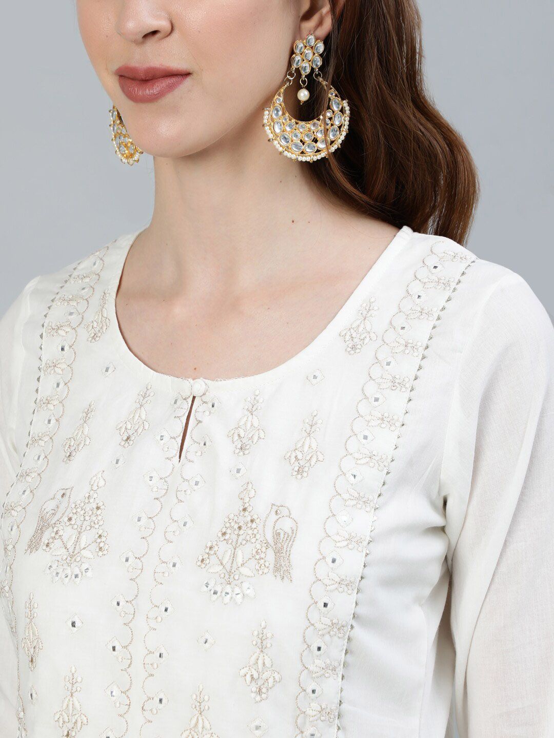 Rich White Cotton Floral Thread Work Hight Slit Kurta  with Straight Bottom