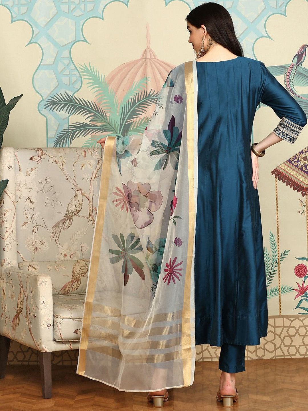 Floral Embroidered Thread Work Kurta with Trousers & Dupatta