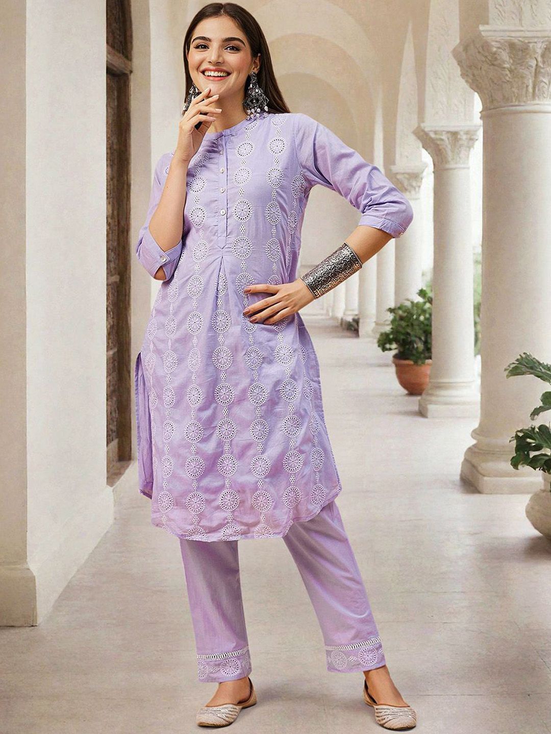 Comfy Lilac Cotton Embroidered Straight Fit Kurta Set With Straight Bottom