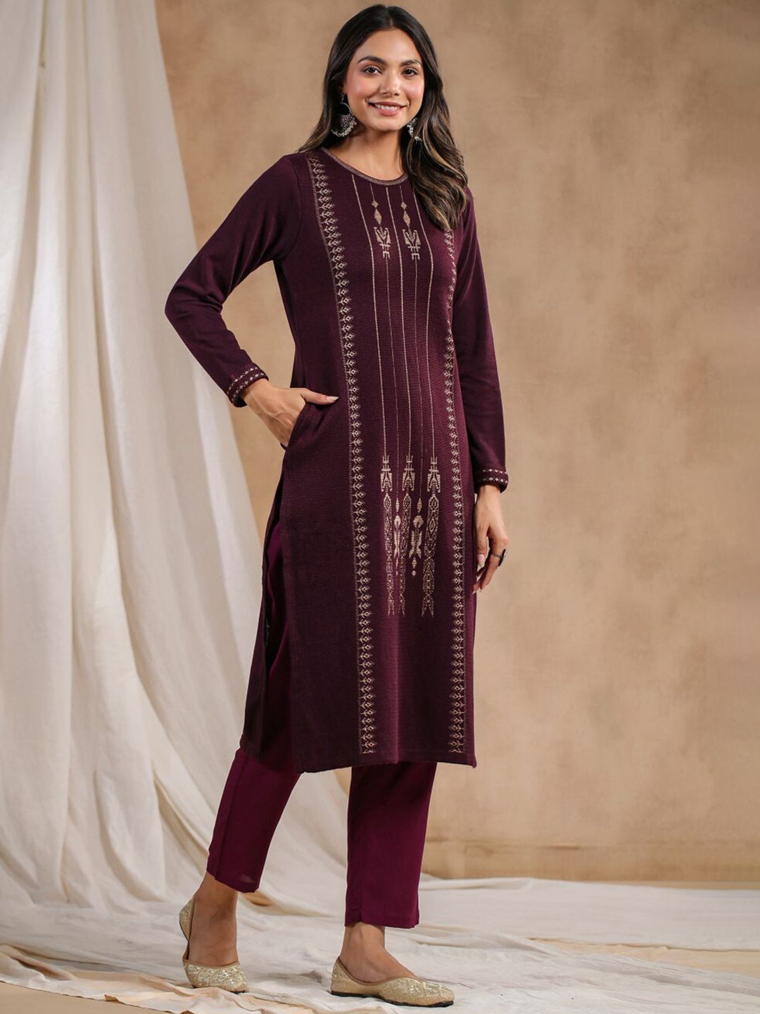 Warm Mauve Acrylic Straight Kurta Set with Ethnic Motifs and Jacquard Knit