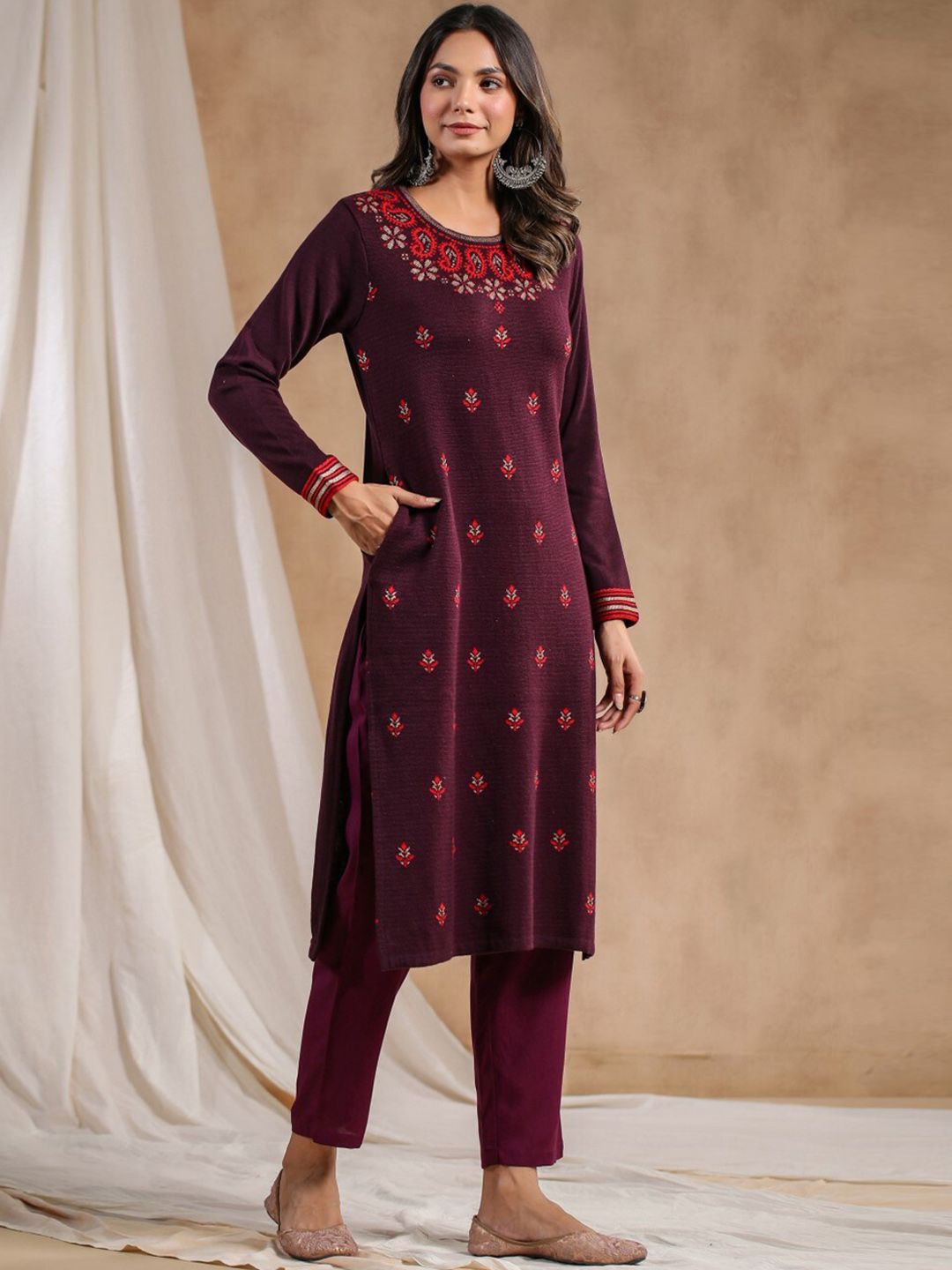 Warm Purple Acrylic Ethnic Motif Printed Kurta Set with Jacquard Knitted Design and Straight Bottom