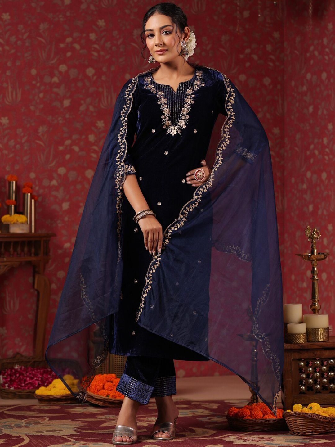 Navy Blue Velvet Zari Embroidered Kurta with Straight Bottom and Sheer Scalloped Lace Dupatta