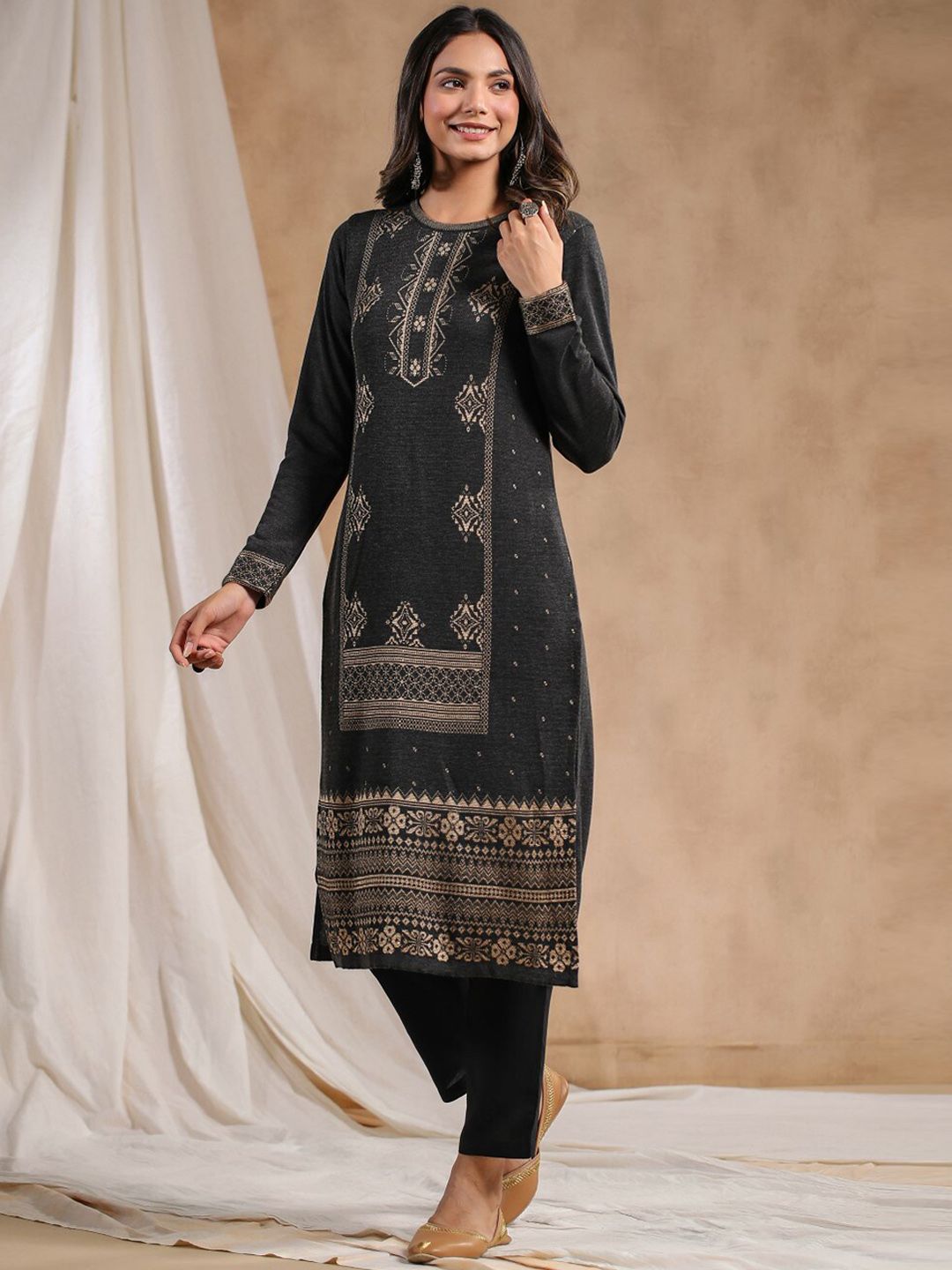 Warm Charcoal Acrylic Ethnic Motif Printed Kurta Set with Jacquard Knitted Design and Straight Bottom