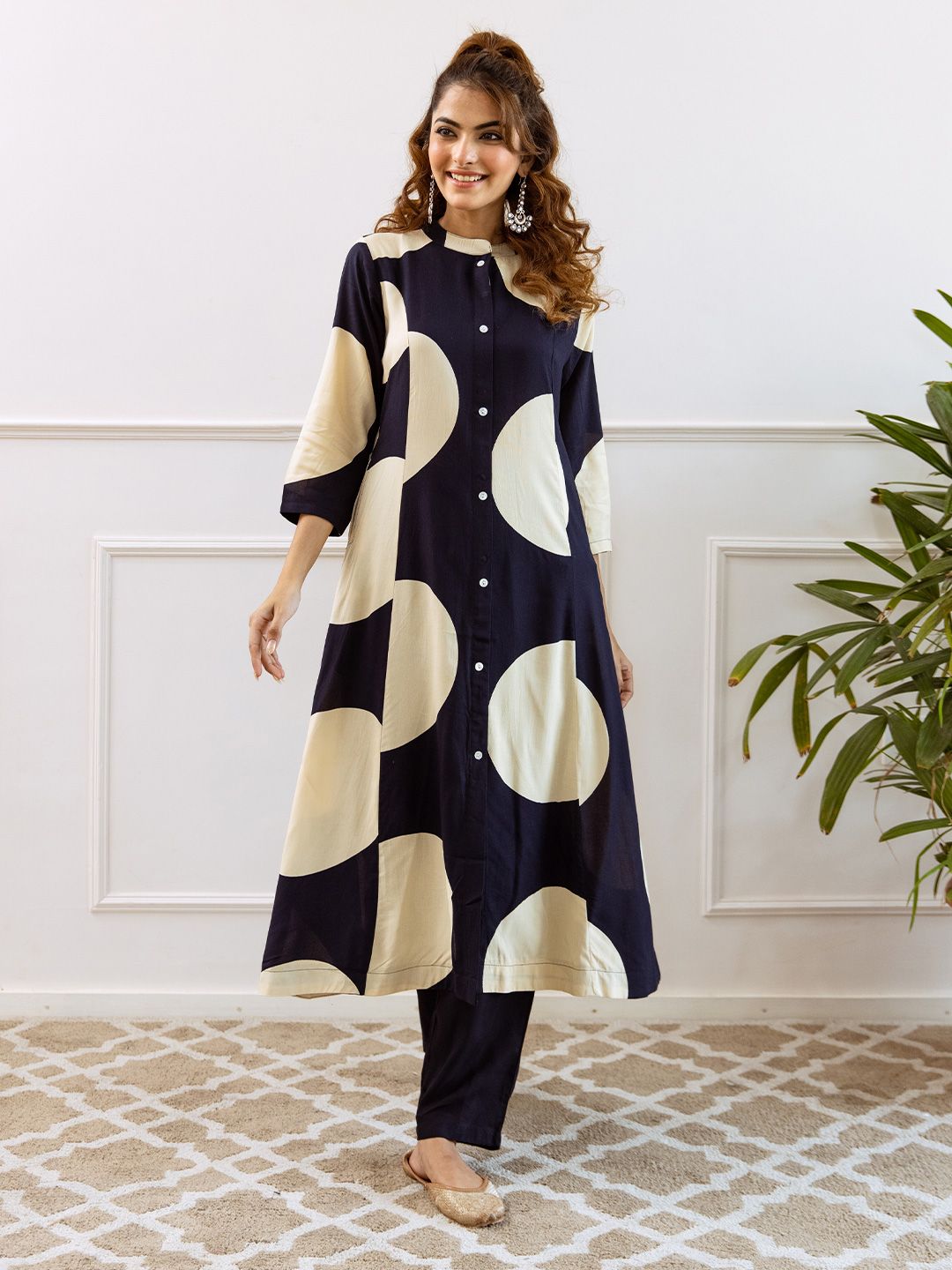 Comfy Viscose Rayon Navy Abstract Print  A-Line Kurta Set with Mandarin Collar and Straight Bottom