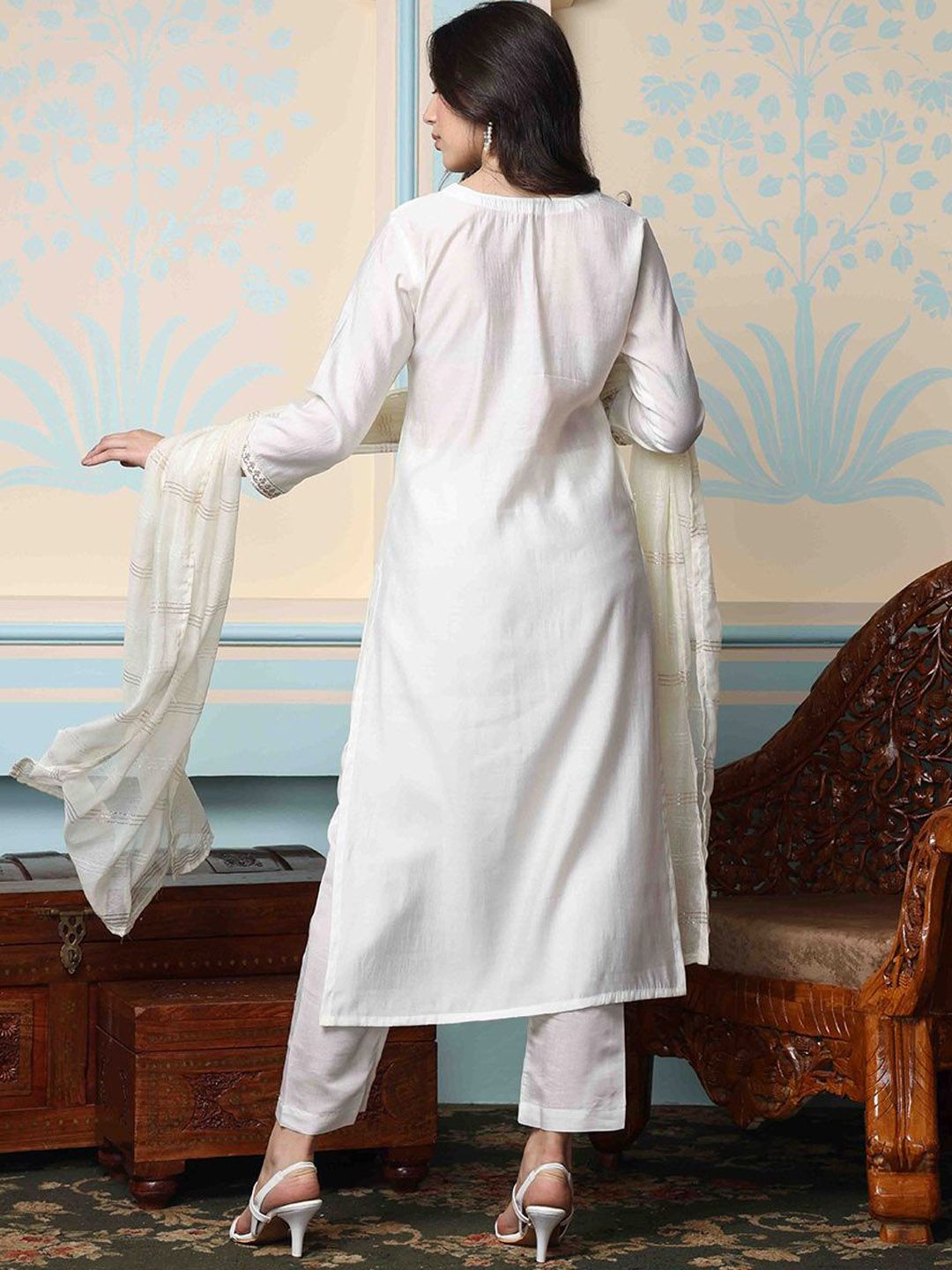 Comfy White Poly Silk Zari Embroidered Kurta Set with Straight Bottom and Sheer Poly Silk Dupatta