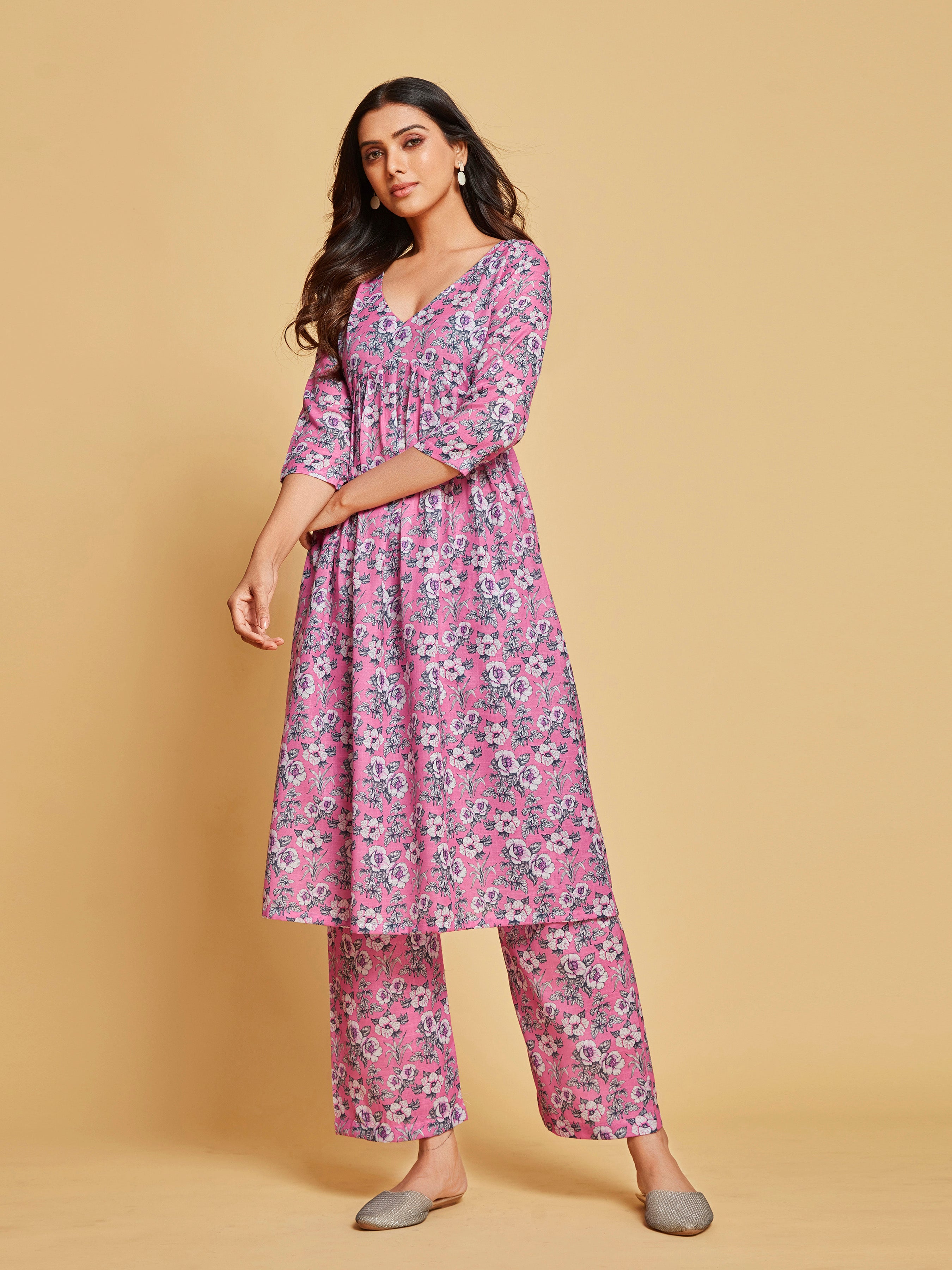  Floral Printed A-Line Kurta with Trousers