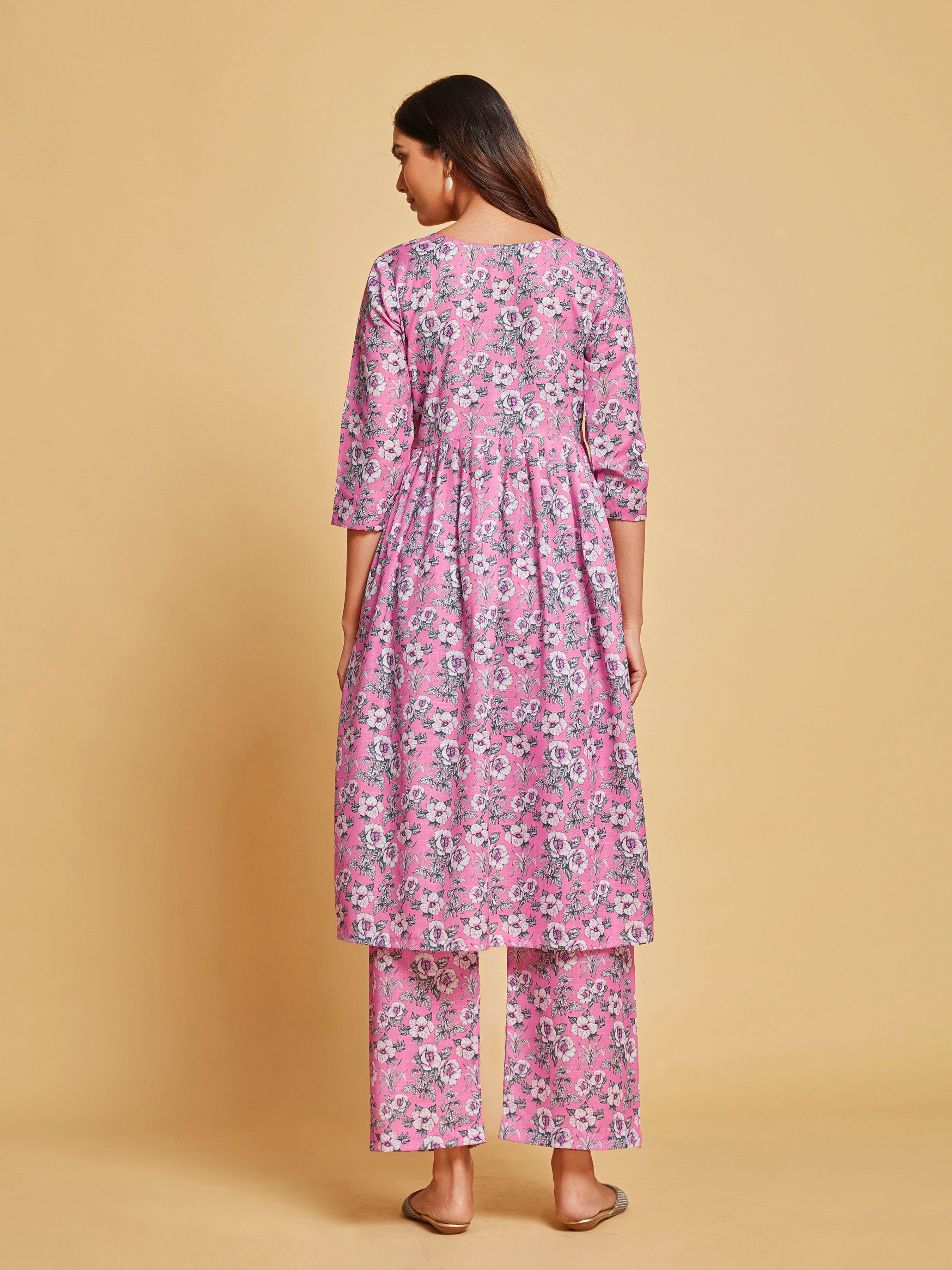  Floral Printed A-Line Kurta with Trousers