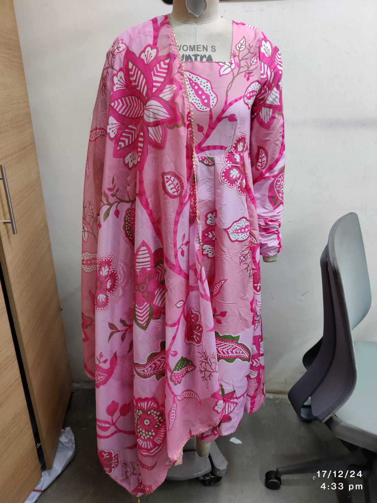 Ishin Silk Embellished Salwar Suit Dupatta Material  (Un-stitched)