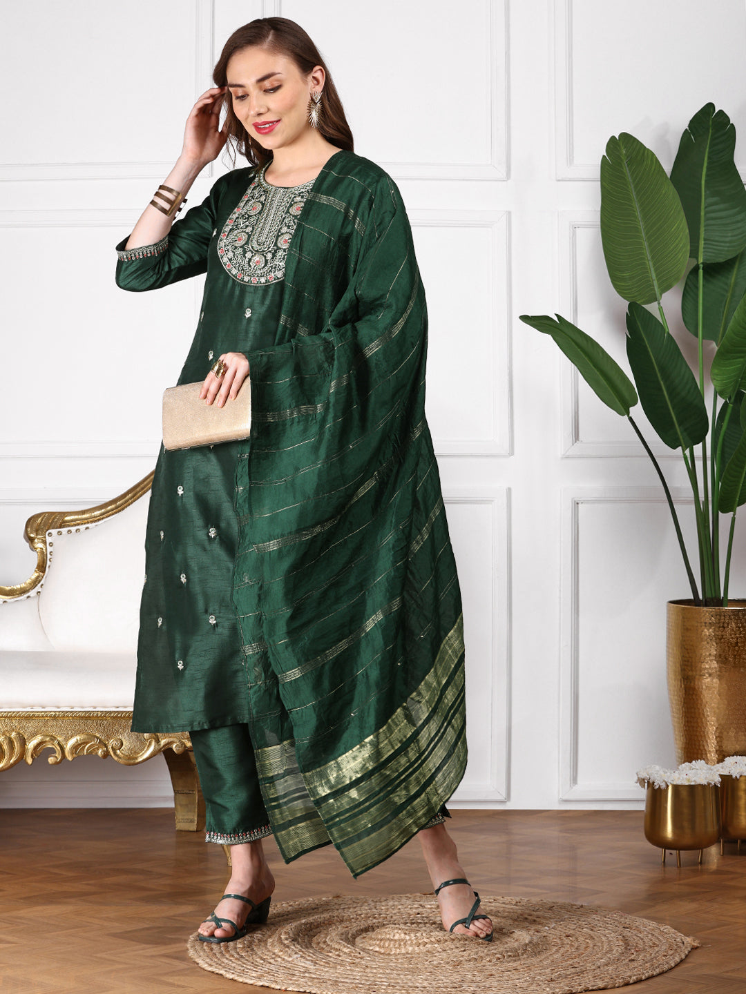 Green Ethnic Motifs Embroidered Straight Kurta & Trousers With Dupatta