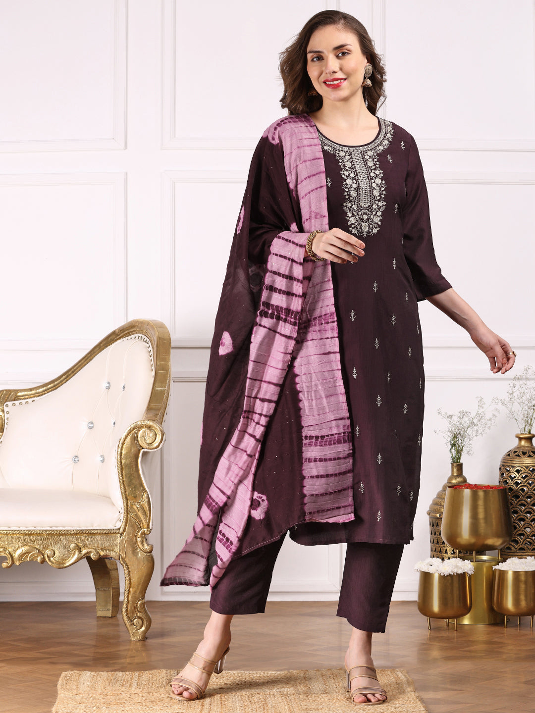 Round Neck Floral Embroidered Regular Thread Work Kurta with Trousers & Dupatta