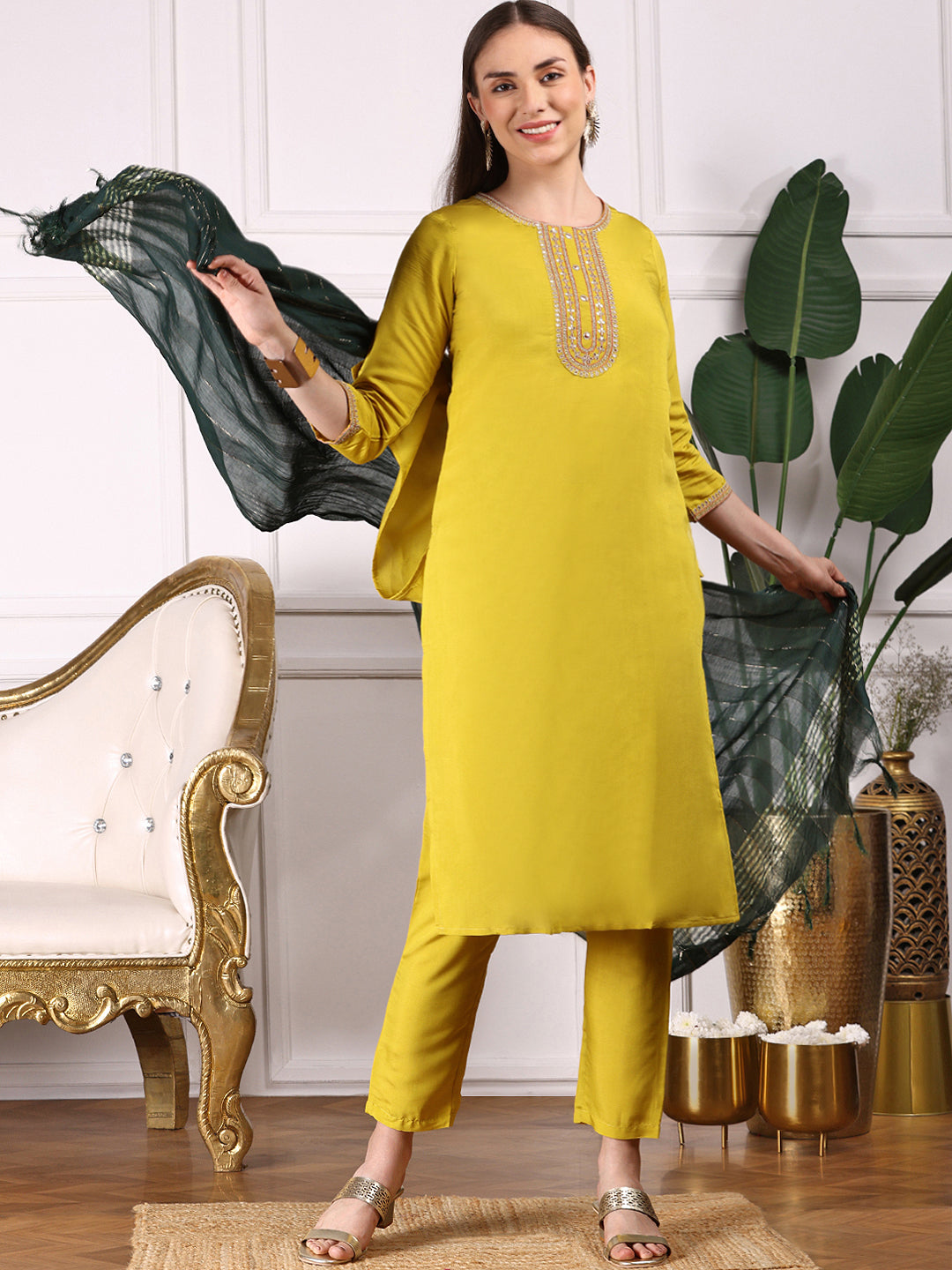 Ethnic Motifs Embroidered Regular Sequinned Kurta with Trousers & Dupatta