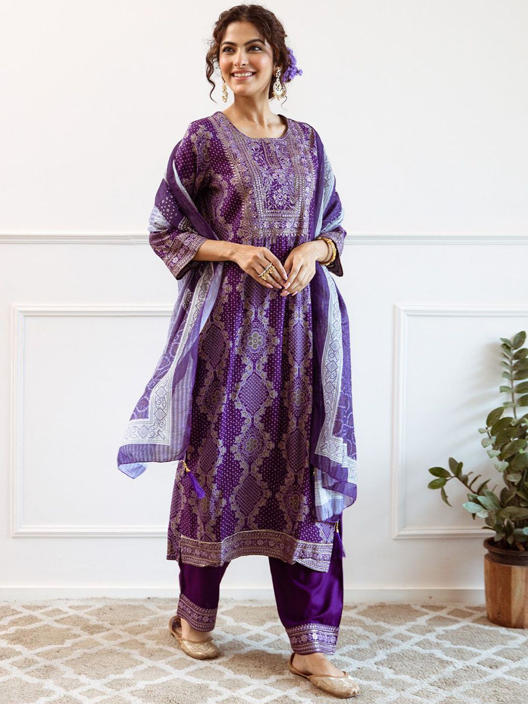 Ishin Women Purple Modal Muslin 3Pcs Kurta Set