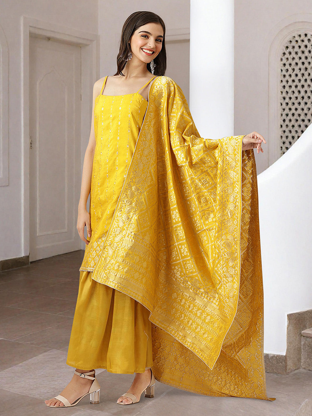 Women Yellow Kurta Set with Dupatta