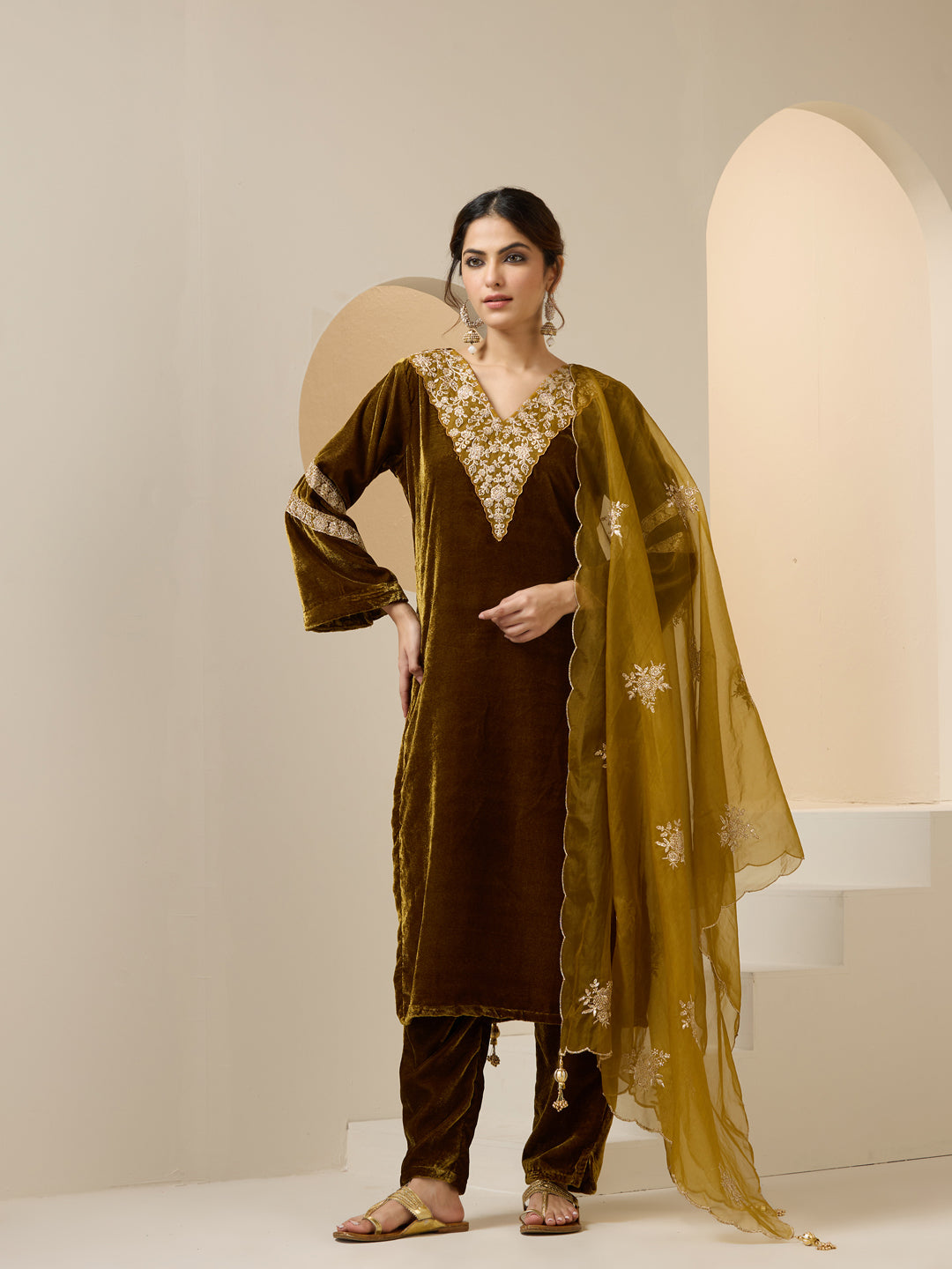 Deep Olive Velvet Embroidered Straight Kurta Set With Straight Bottom And Scalloped Dupatta