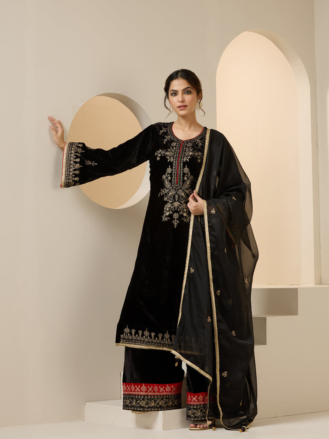 Rich Velvet Embroidery Black Embroidery Straight Kurta sets PalazzoBottom Sheer Organza Embroidery Dupatta