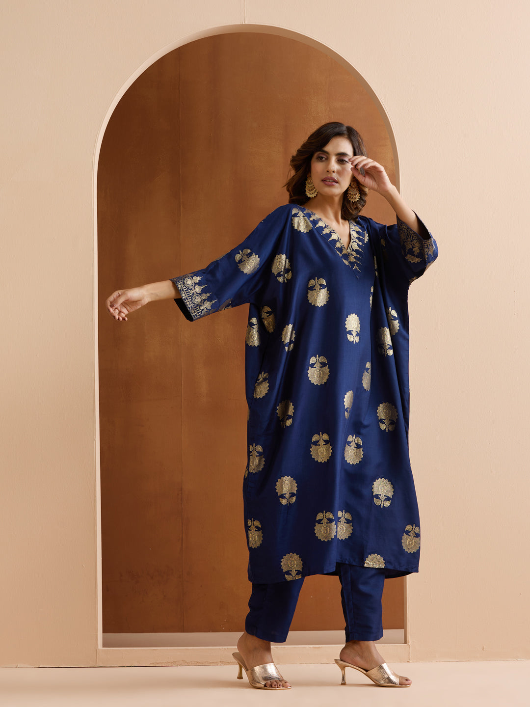 Soft Navy Polyester Chinon Foil Printed Kaftan Kurta Set With Straight Bottom & Dupatta