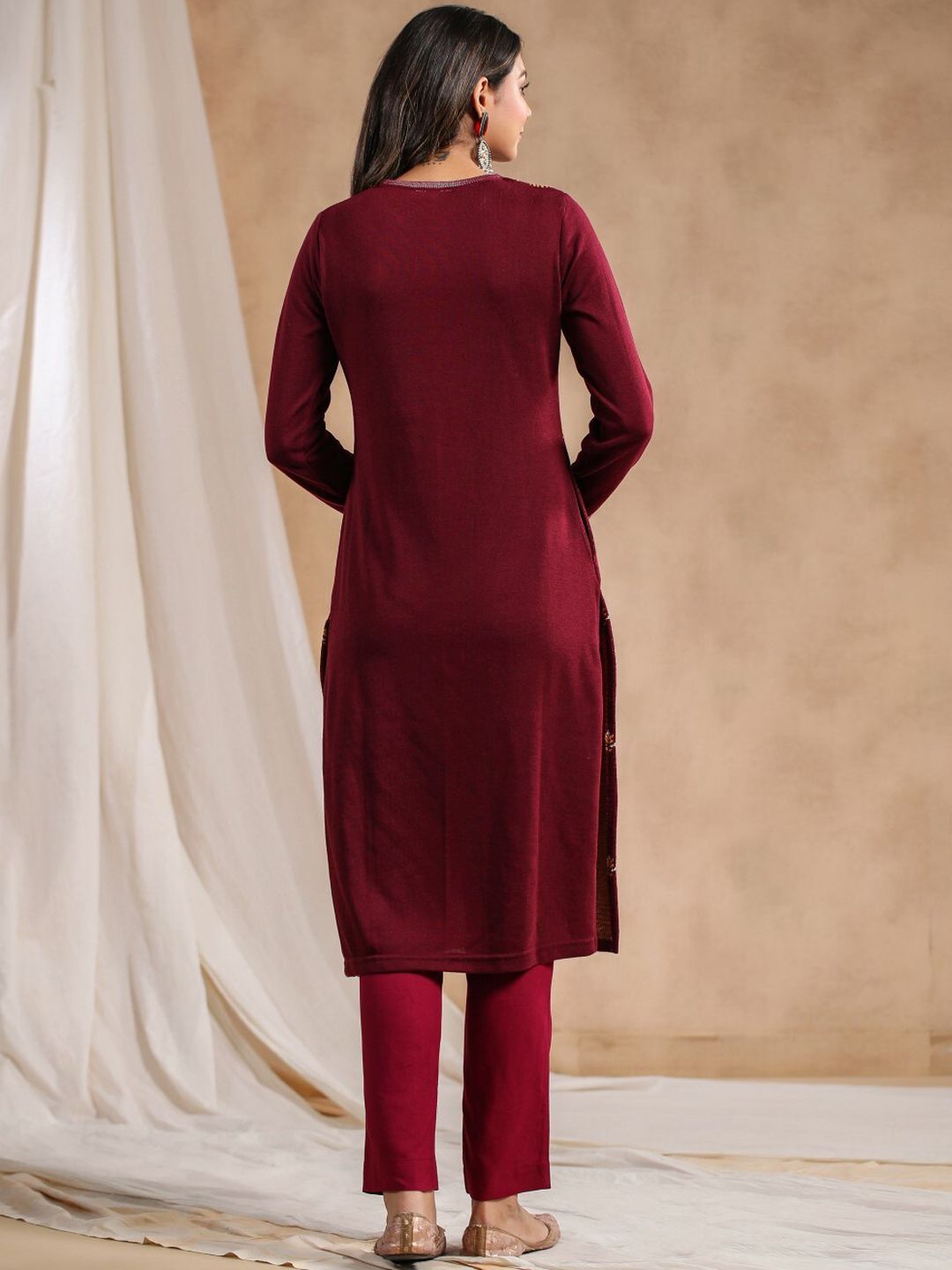 Warm Maroon Acrylic Straight Kurta Set with Ethnic Motifs and Jacquard Knit