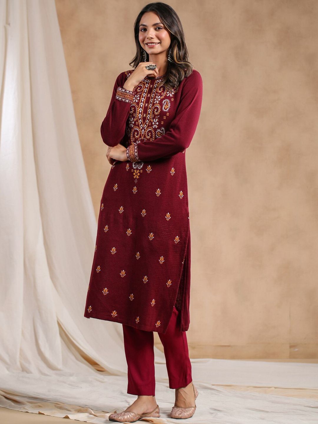 Warm Maroon Acrylic Straight Kurta Set with Ethnic Motifs and Jacquard Knit