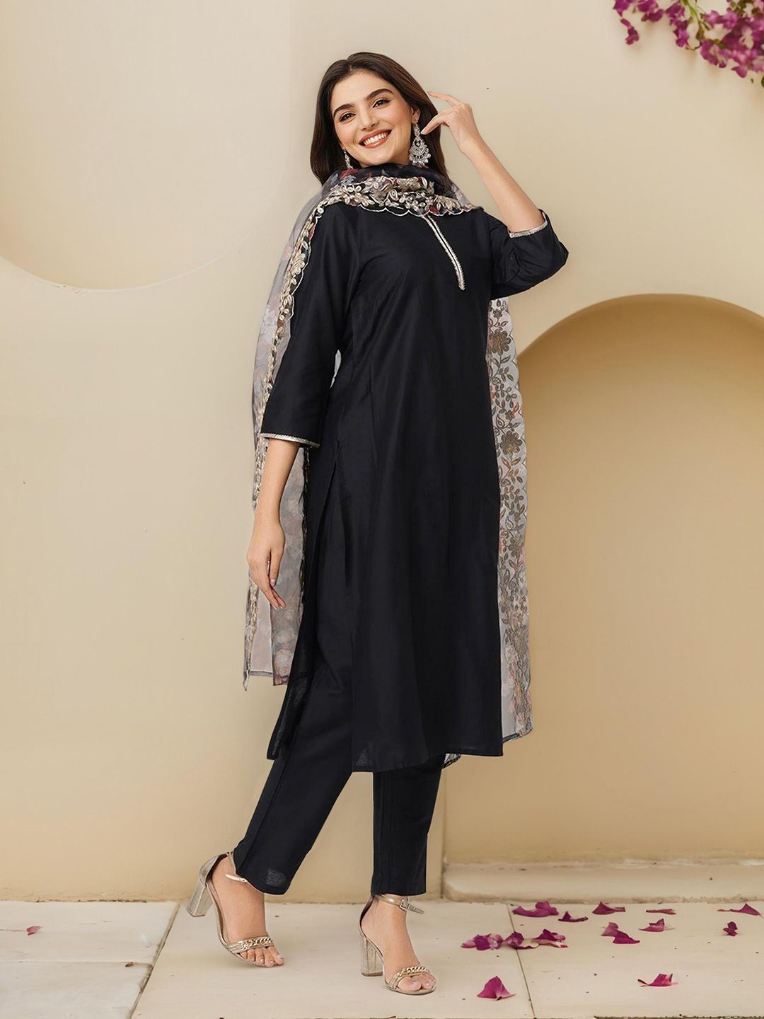 Rich Black Rayon Solid Kurta Set with Straight Bottom and Zari Embroidered Floral Organza Dupatta