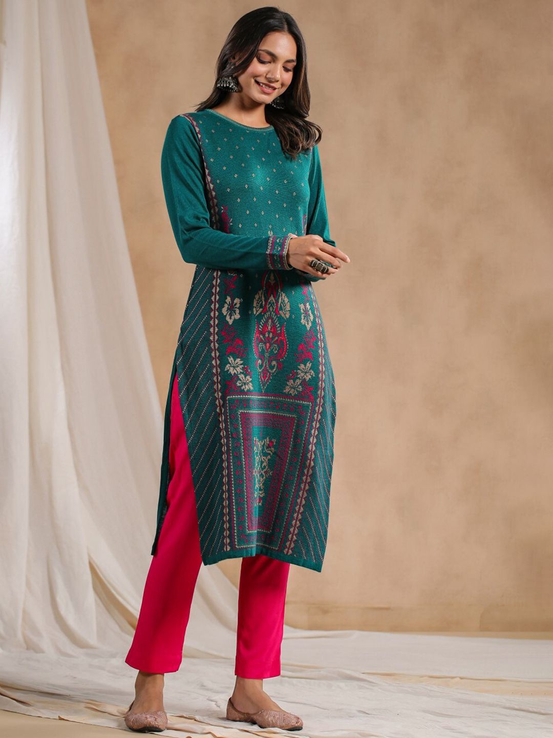 Warm Green Acrylic Ethnic Motif Printed Kurta Set with Jacquard Knitted Design and Straight Bottom