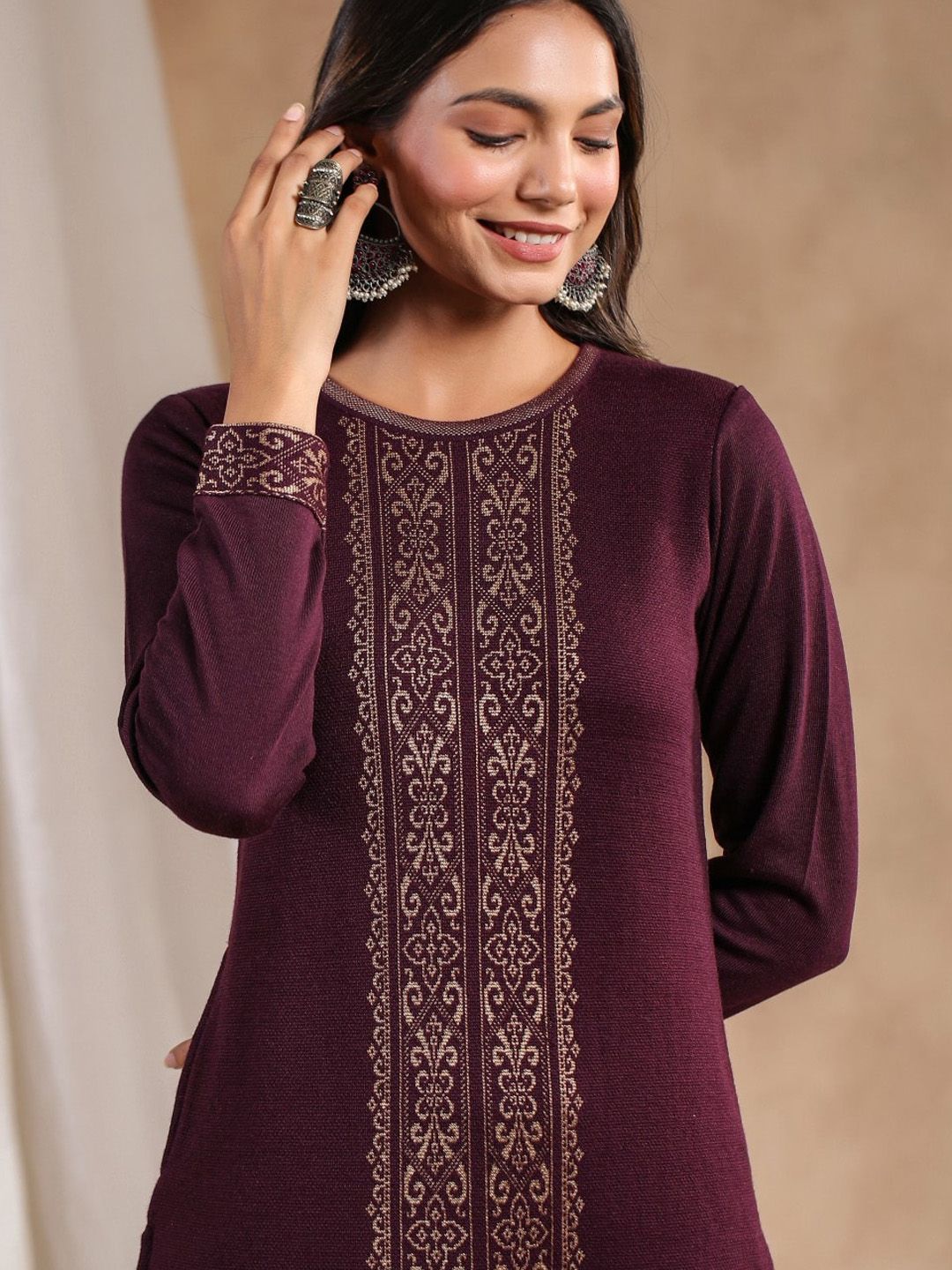 Warm Mauve Acrylic Ethnic Motif Printed Kurta Set with Jacquard Knitted Design and Straight Bottom