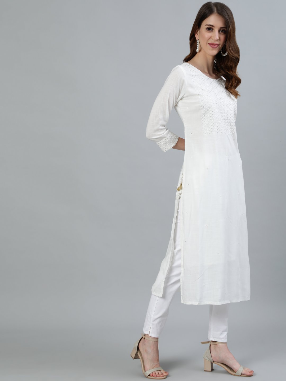 Ishin Women's Off White Embroidered A-Line Kurta