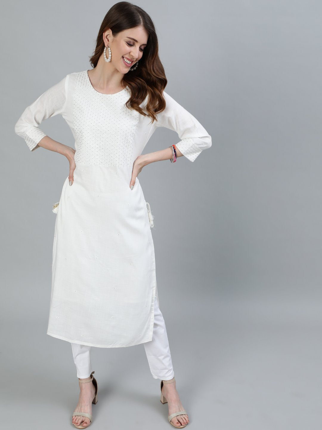 Ishin Women's Off White Embroidered A-Line Kurta