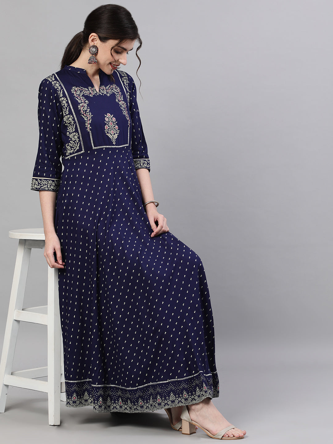 Ishin Women's Rayon Navy Blue Embellished Anarkali Kurta