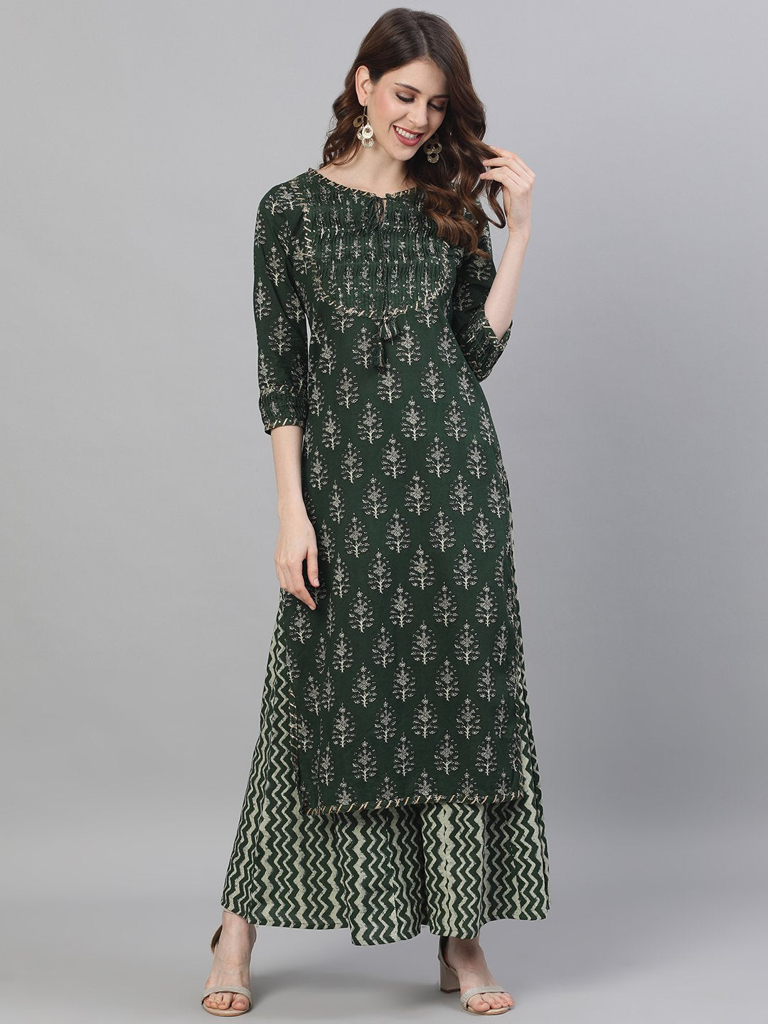 Ishin Women's Cotton Green Yoke Design A-Line Kurta Palazzo Set