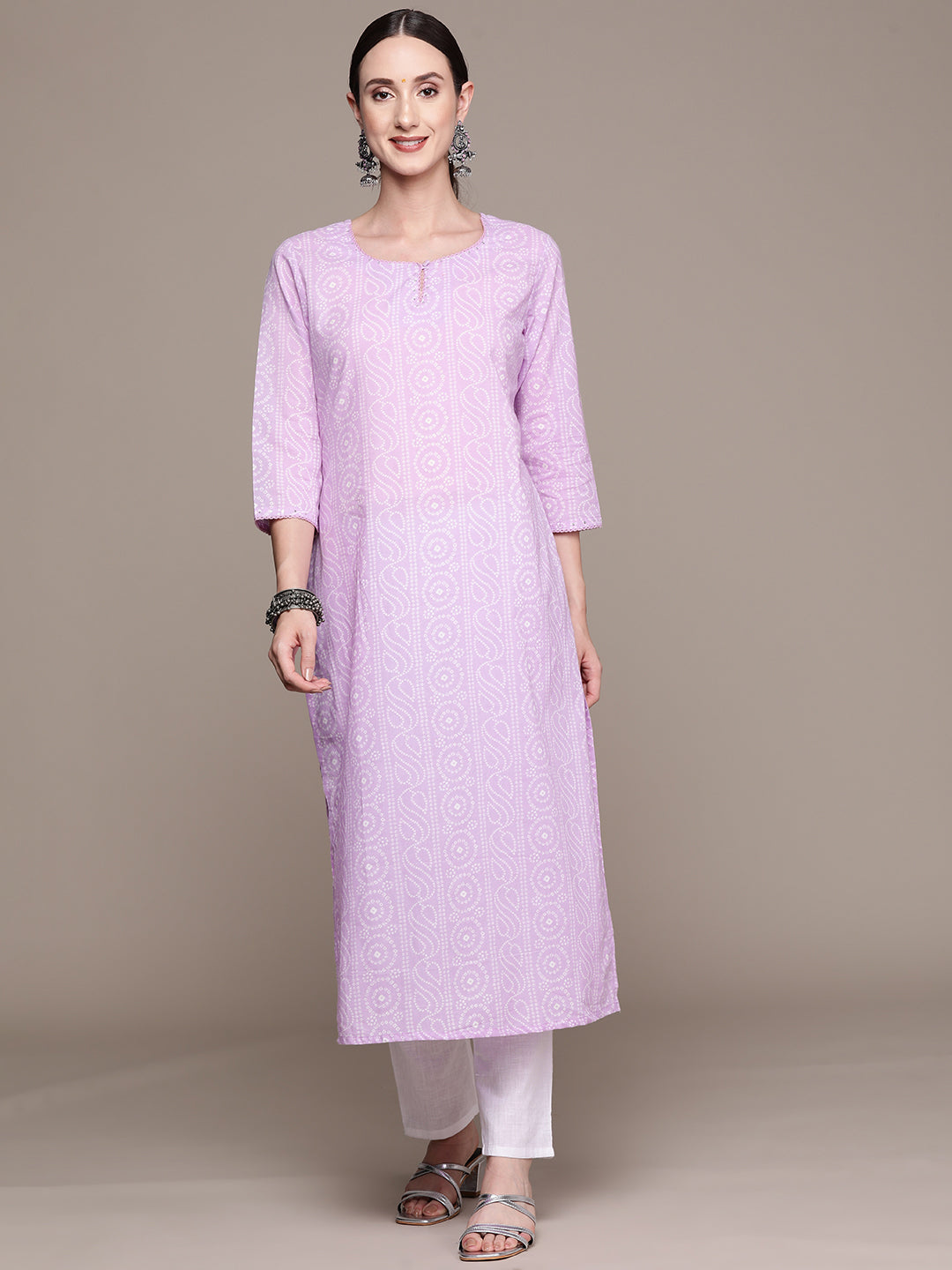 Ishin Women's Cotton Blend Lavender Bandhani Printed A-Line Kurta