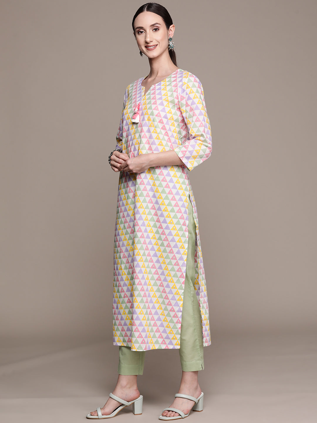 Ishin Women's Cotton Blend Multicolor Printed A-Line Kurta