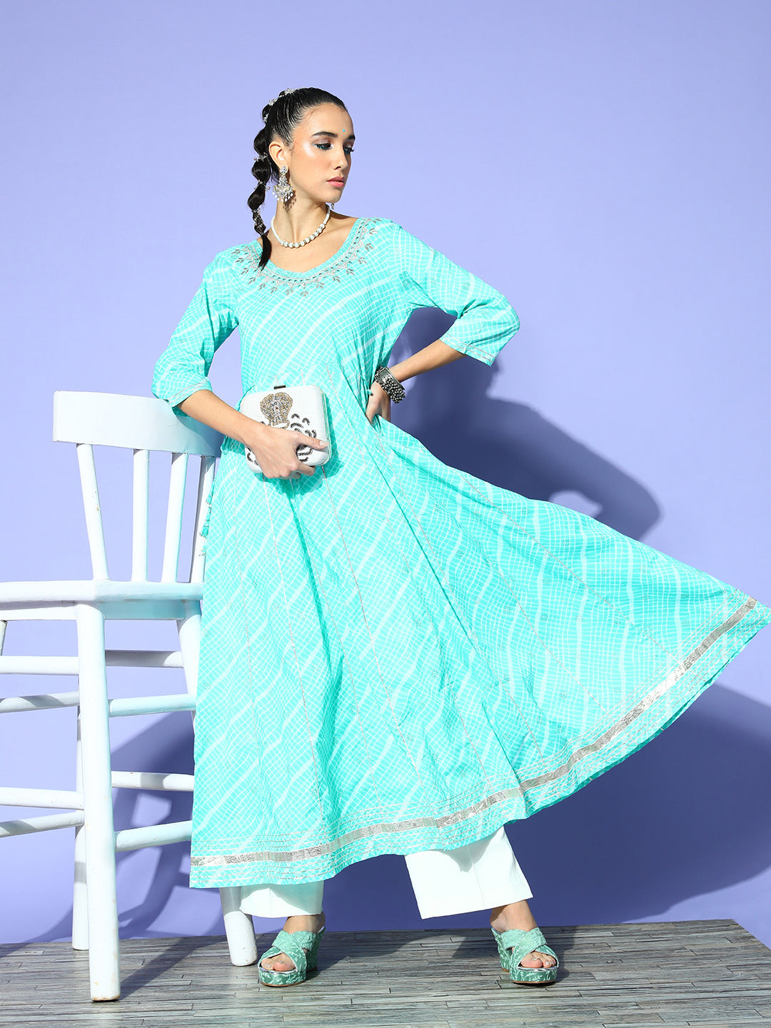 Ishin Women's Sea Green Embroidered Anarkali Kurta