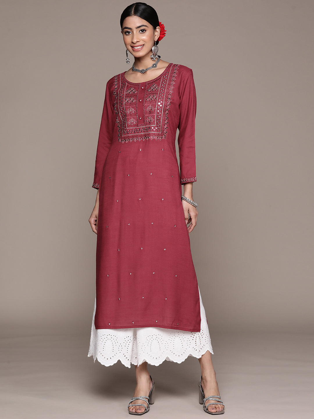 Ishin Women's Maroon Embellished Straight Kurta