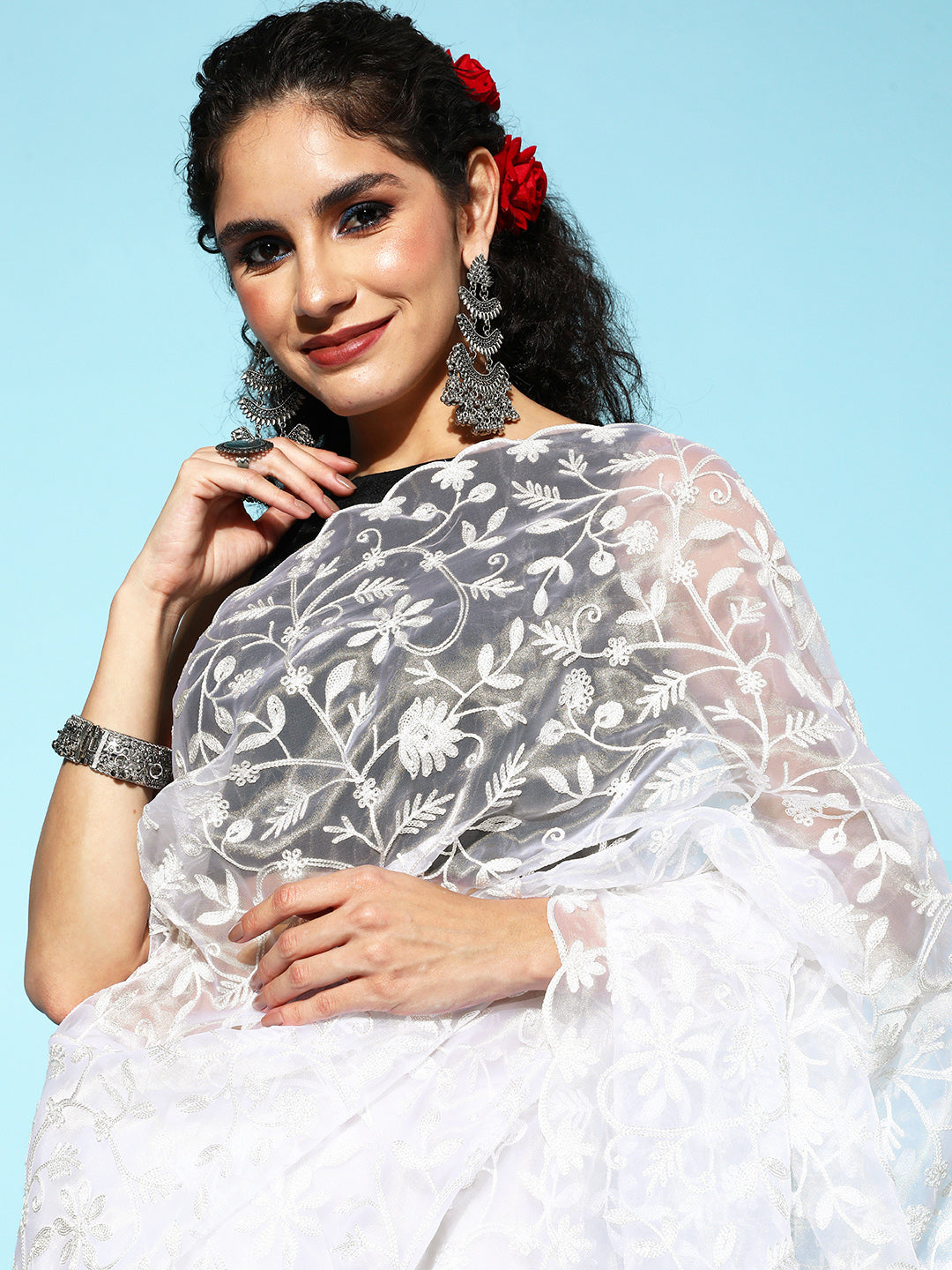 Ishin Women's Organza White Embroidered Saree With Blouse Piece