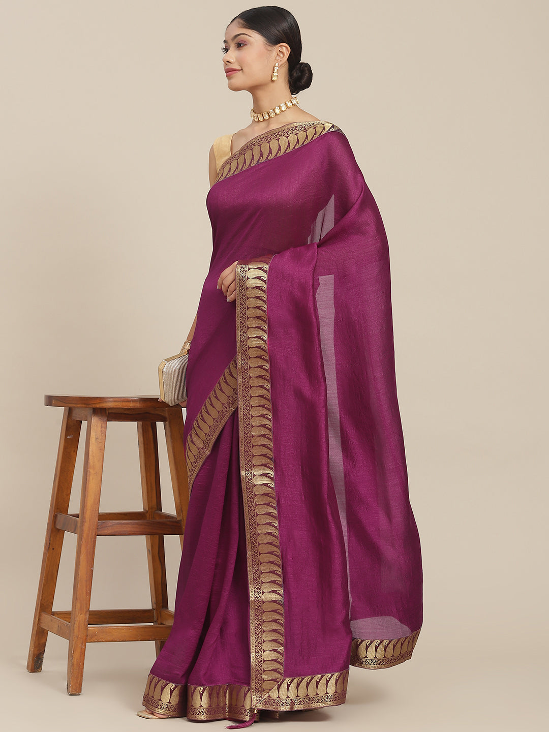 Ishin Women's Silk Blend Purple Solid Saree With Blouse Piece