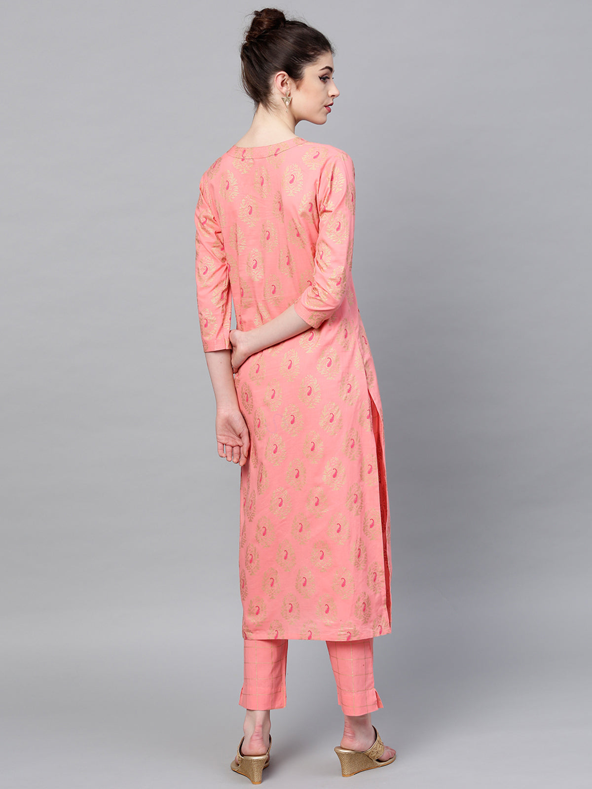 Ishin Women's Cotton Pink Foil Printed A-Line Kurta Palazzo Set