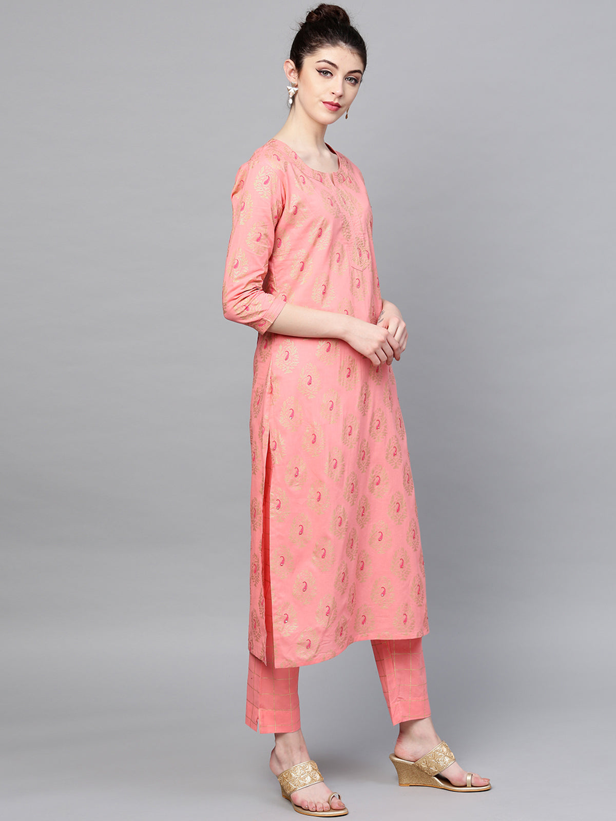 Ishin Women's Cotton Pink Foil Printed A-Line Kurta Palazzo Set