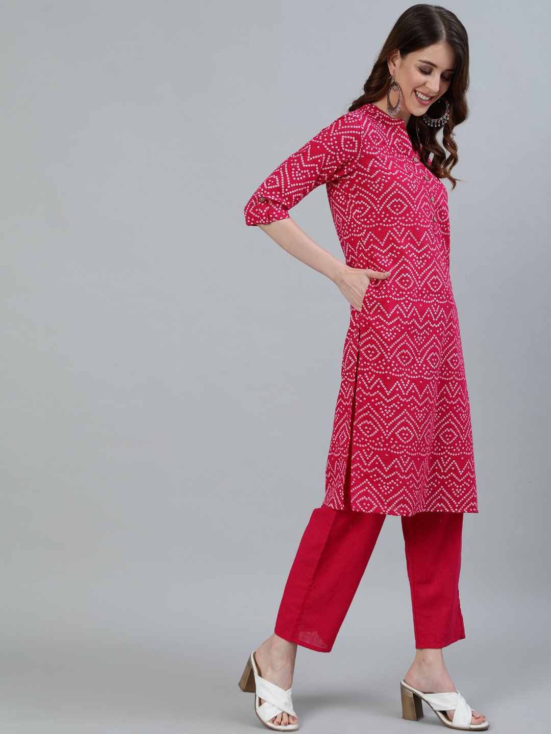 Ishin Women's Pink Bandhani Straight Kurta With Trouser