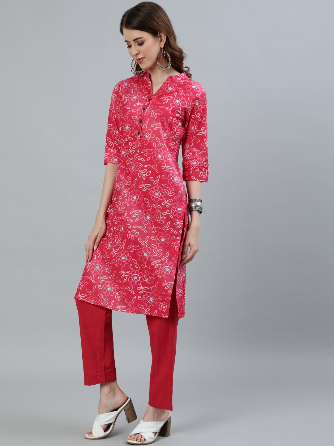 Ishin Women's Pink Bandhani Printed Straight Kurta With Trouser