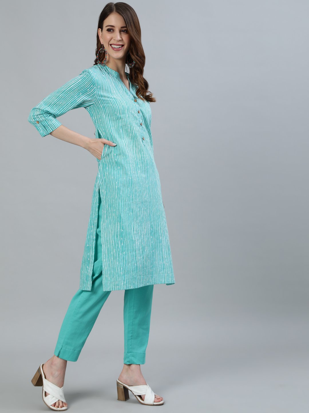 Ishin Women's Sea Green Stripe Printed Straight Kurta With Trouser